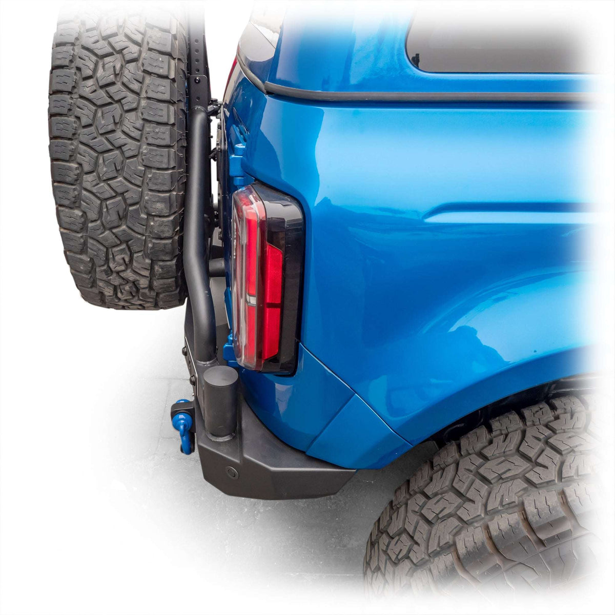 Swing-Out Tire Carrier with Lights for Ford Bronco