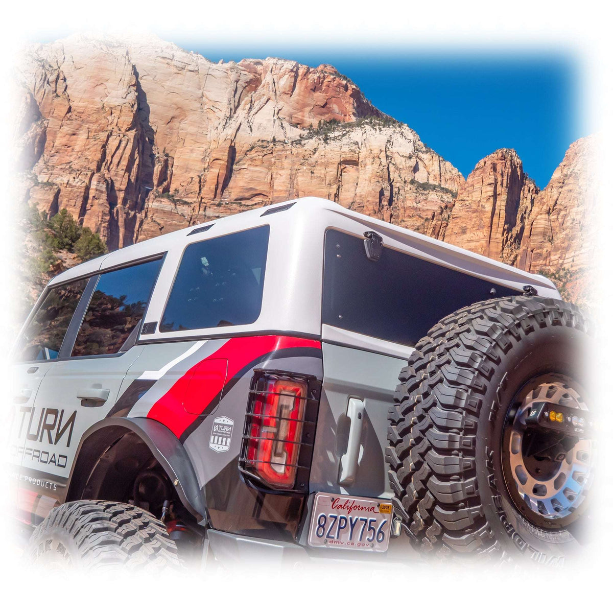 TR10 Hard Top for Ford Bronco 4-Door with White Gelcoat